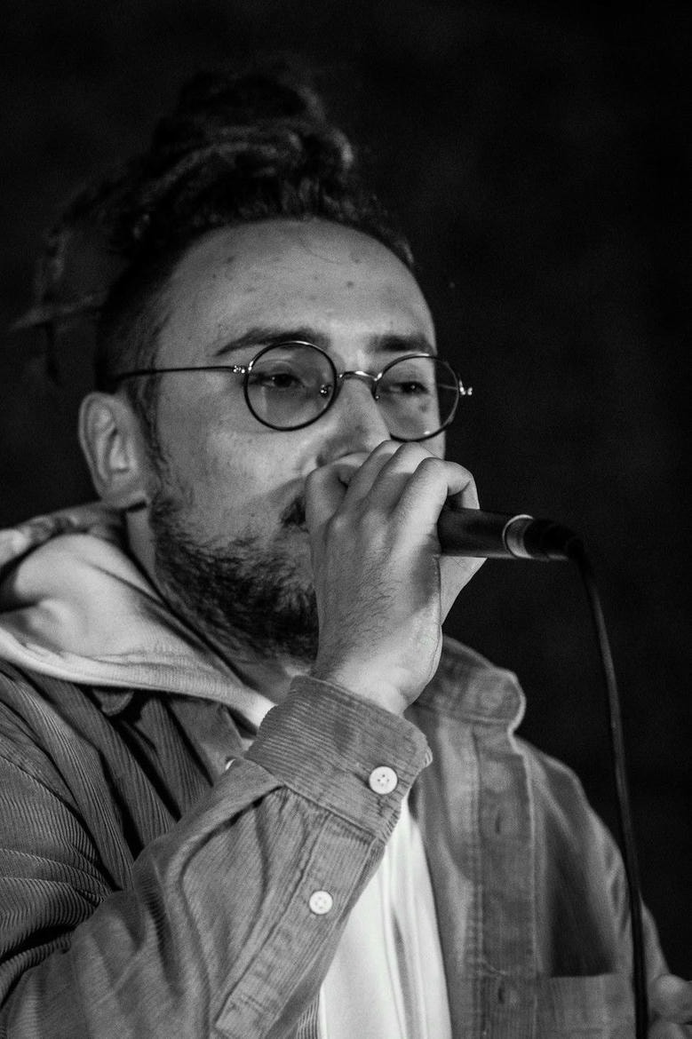 Banos Banos 2024-03-08, 2024-08-23  Banos est un artiste musicien, auteur, interprète membre du collectif Bakoua Sound. 
Il arrive avec en bagage une série de morceaux nommée "Dans mon sac à dos". Un Projet qui réunis plusieurs de ses morceaux phares qu'il joue en sound system  depuis 5 ans déjà mais aussi des nouveautés sorties tout droit de son sac à dos! 

Contact/Booking : banoscontact@gmail.com